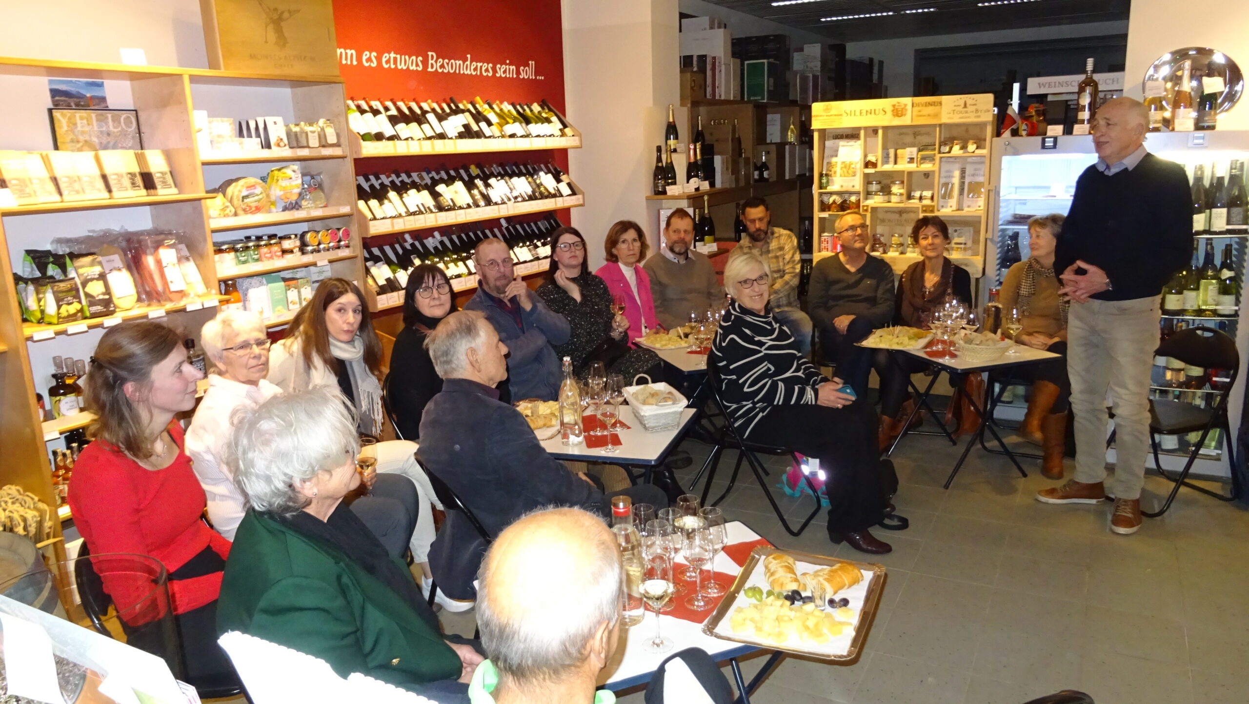 Februar 2023 - Stiftung Horizonte, Weinverkostung zu Gunsten der Schulmaterialienkammer